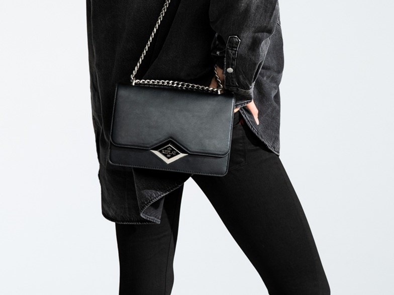 Kolekcija torbi za nju