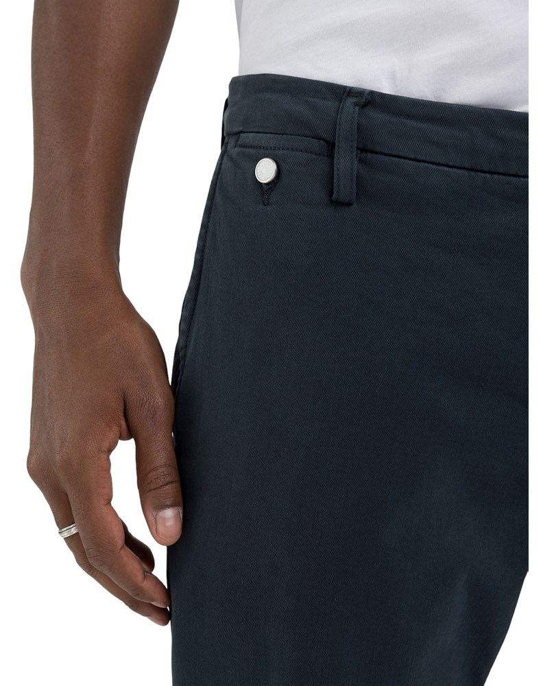 Replay BENNI HYPERFLEX REGULAR FIT CHINO HLAČE U PETROL PLAVOJ BOJI M9722E 8366197 - 3