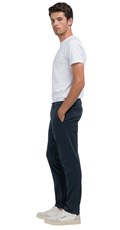 BENNI HYPERFLEX REGULAR FIT CHINO HLAČE U PLAVOJ BOJI M9722E 8366197 - 2