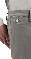 BENNI HYPERFLEX REGULAR FIT CHINO HLAČE U SIVOJ BOJI M9722E 8366197 - 7