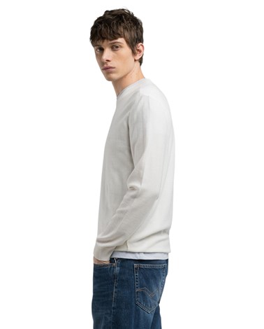 Replay bijeli regular fit pulover s vezenim detaljima