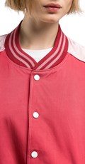 BOY-FIT BOMBER JAKNA SA SLOVIMA NA RUKAVIMA - 3