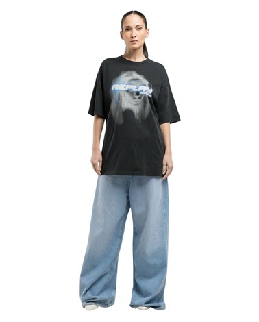 W3306H 22658M Replay crna oversize majica s futurističkim printom Replay crna oversize majica s futurističkim printom