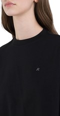 CRNA CROPPED MAJICA S METALNIM LOGOM - 4