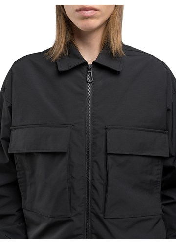 Replay CRNA KRATKA JAKNA S VELIKIM DŽEPOVIMA - 5 Replay CRNA KRATKA JAKNA S VELIKIM DŽEPOVIMA - 5