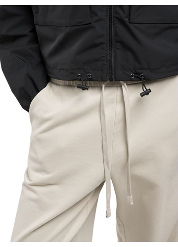 Replay CRNA KRATKA JAKNA S VELIKIM DŽEPOVIMA - 6 Replay CRNA KRATKA JAKNA S VELIKIM DŽEPOVIMA - 6