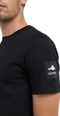 CRNA MAJICA KRATKIH RUKAVA S ARHIVSKIM LOGOM NA RUKAVU - 5
