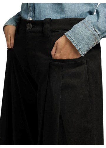 Replay CRNE HLAČE OPUŠTENOG KROJA OD CAVARLY TKANINE - 6 Replay CRNE HLAČE OPUŠTENOG KROJA OD CAVARLY TKANINE - 6