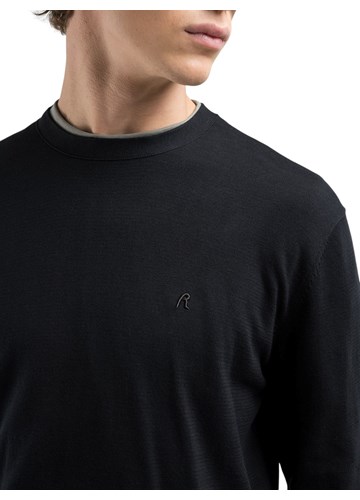 Replay CRNI PULOVER REGULARNOG KROJA S IZVEZENIM SLOVOM R - 5