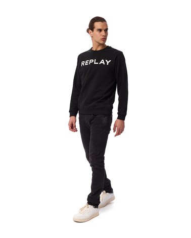 Replay crni sweatshirt s classic replay printom u kontrastnoj boji
