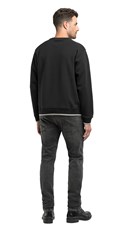 CRNI SWEATSHIRT S IZVEZENIM NATPISOM - 2