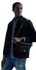 PRAKTIČNA BELT BAG TORBICA S DETALJEM OD TEKSTURIRANE KOŽE - 4