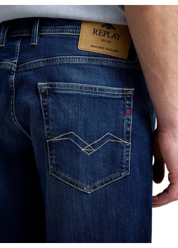 Replay GROVER STRAIGHT-FIT KRATKE JEANS HLAČE M1072  685 192 - 7