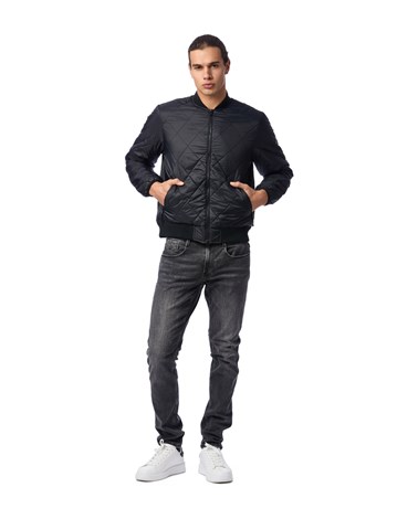 Replay kratka crna jakna od recikliranog najlona