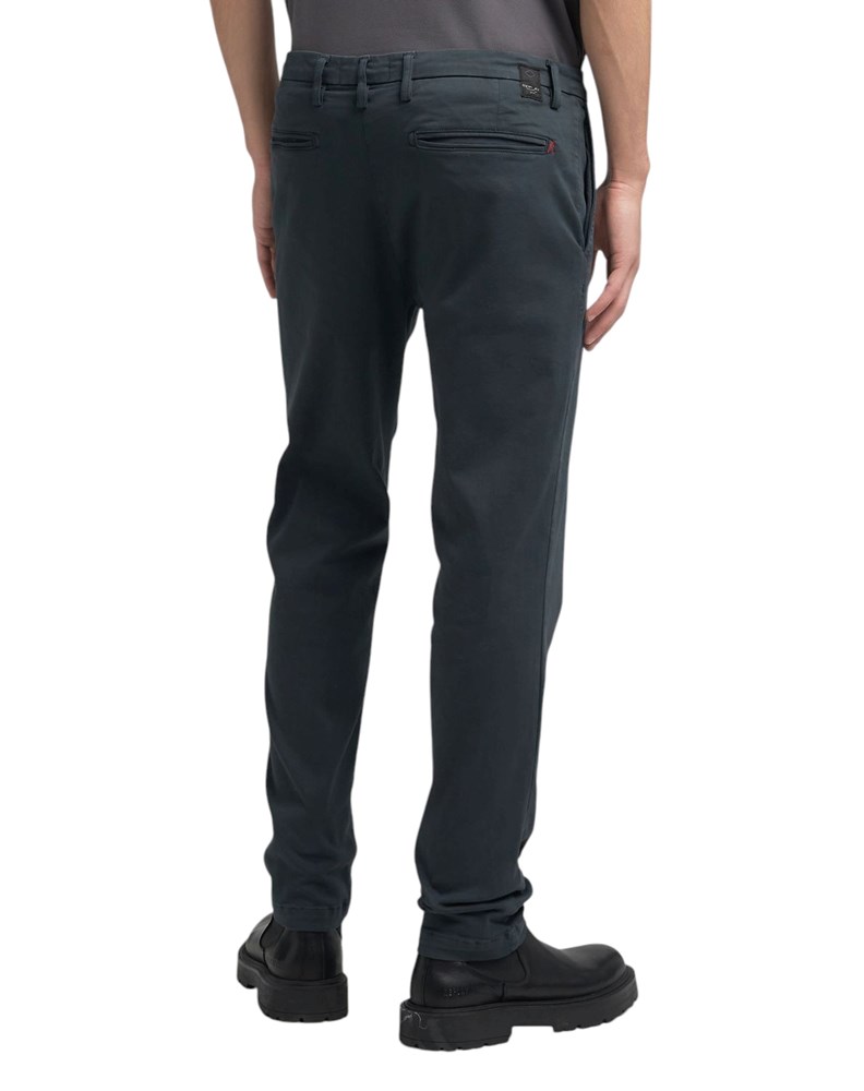 Replay BENNI HYPERFLEX REGULAR FIT CHINO HLAČE U ZELENOJ BOJI M9722E 8366197 - 3