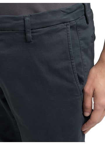 Replay BENNI HYPERFLEX REGULAR FIT CHINO HLAČE U ZELENOJ BOJI M9722E 8366197 - 5