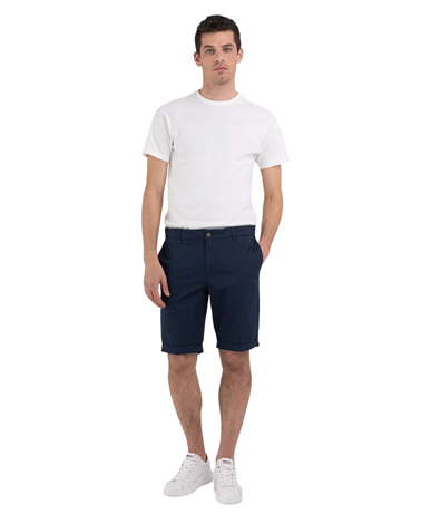 M9898 8452307 Replay muške slim fit chino hlače u tamno plavoj boji Replay muške slim fit chino hlače u tamno plavoj boji