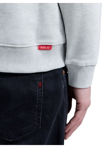 Replay MELANŽ SIVI SWEATSHIRT OD FROTIRA S IZVEZENIM SLOVOM R - 7