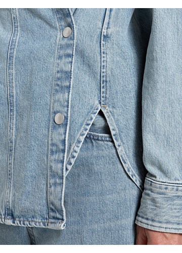 Replay OVERSIZED DENIM KOŠULJA U ISPRANOJ PLAVOJ BOJI - 6