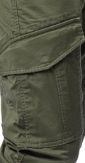 PAMUČNE CARGO HLAČE U ZELENOJ BOJI - 5