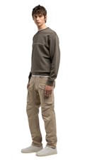 SMEĐI SWEATSHIRT REGULARNOG KROJA S MINI NATPISOM - 2