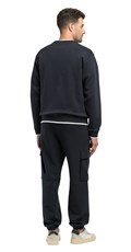 TAMNOPLAVI SWEATSHIRT S IZVEZENIM NATPISOM - 2
