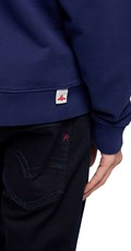 TAMNOPLAVI SWEATSHIRT S KAPULJAČOM I IZVEZENIM NATPISOM - 7