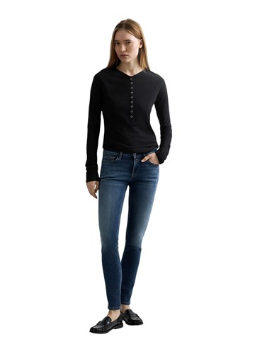 Replay USKA CRNA MAJICA OD ŽERSEJA S NEPRAVILNOM TEKSTUROM - 1