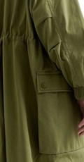 DUGA JEDNOBOJNA PARKA OD DOBBY TKANINE S VEZICAMA - 7