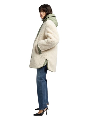 Replay UDOBNA JAKNA NOSIVA NA DVIJE STRANE - 4 Replay UDOBNA JAKNA NOSIVA NA DVIJE STRANE - 4