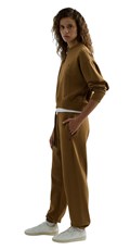 SMEĐA OVERSIZED JOGGER TRENIRKA S IZVEZENIM R DETALJEM - 4