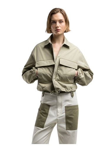 Replay ZELENA KRATKA JAKNA S VELIKIM DŽEPOVIMA - 2 Replay ZELENA KRATKA JAKNA S VELIKIM DŽEPOVIMA - 2