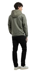 ZELENI HOODIE S ISPISOM SLOVA NA RUKAVU - 2