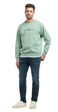 ZELENI SWEATSHIRT S IZVEZENIM NATPISOM - 1