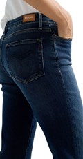 ZOLIE STRAIGHT FIT JEANS W0516  805 223 - 8